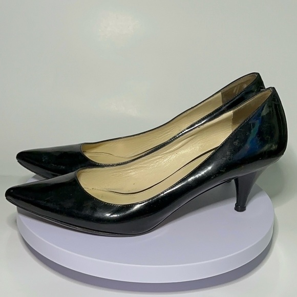 Prada Women's Black Patent Leather Heels - Picture 6 of 13